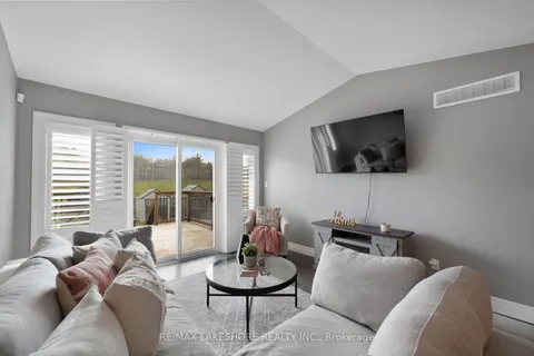 93 Aspen Dr, Quinte West, ON K8V 0E2