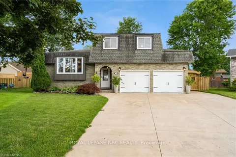 19 LITTLE JOHN Crt, Welland, ON L3C 5X3