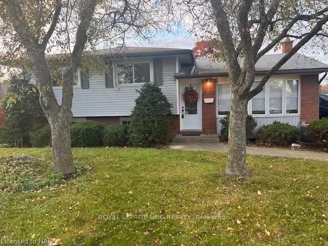 25 CORONATION Blvd, St. Catharines, ON L2S 2V2