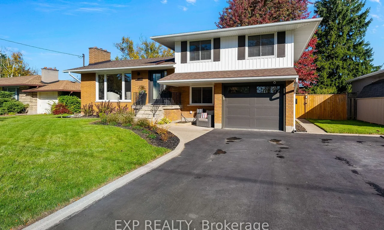 6977 Waterloo Dr, Niagara Falls, ON L2J 1E3