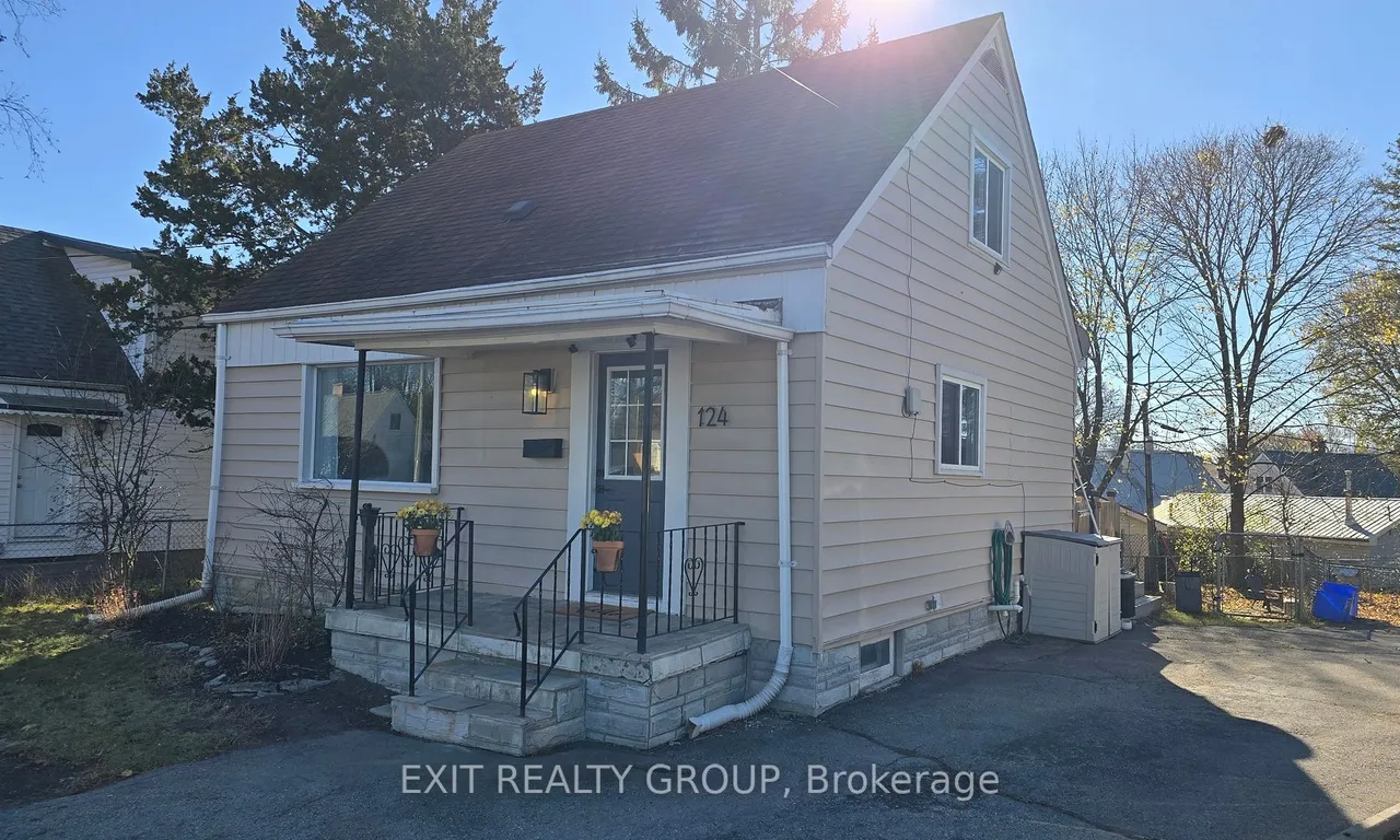 124 Humewood Dr, Belleville, ON K8N 4E7