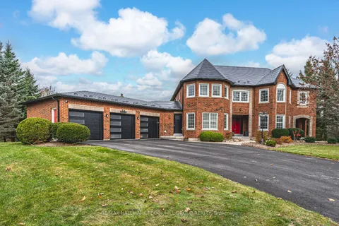 26 Riverside Dr, Mono, ON L9W 6L4