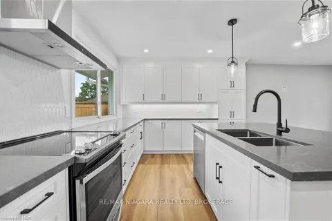 78 BEVERLY Cres, Welland, ON L3C 3P8