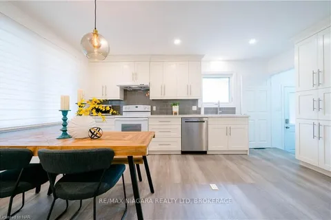 10 DIXIE Ave, Niagara-on-the-Lake, ON L0S 1J0