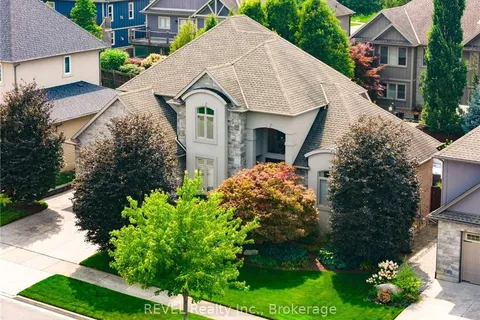 22 RED HAVEN Dr, Niagara-on-the-Lake, ON L0S 1P0