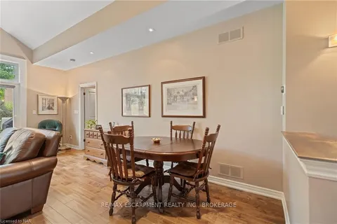 26 MUIRFIELD Tr, Welland, ON L3B 6G7