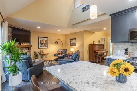 2547 THUNDER BAY Rd, Fort Erie, ON L0S 1N0