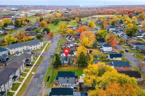 26 PERENACK Ave, Welland, ON L3C 2C6