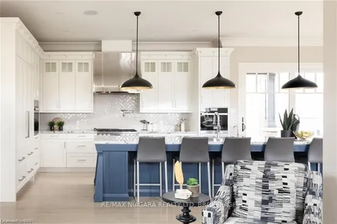 32 BRECKENRIDGE Blvd, St. Catharines, ON L2W 1A7