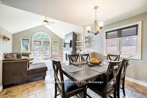 43 Mcdougall Dr, Belleville, ON K8N 4Z5