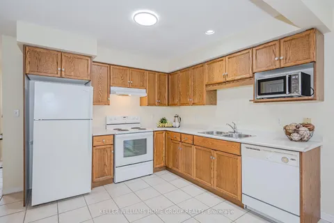 79 Severn Dr, Guelph, ON N1E 7L2
