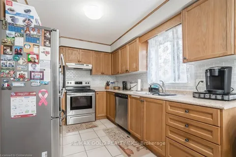 845 Fieldgate Circ, London, ON N5V 5E7