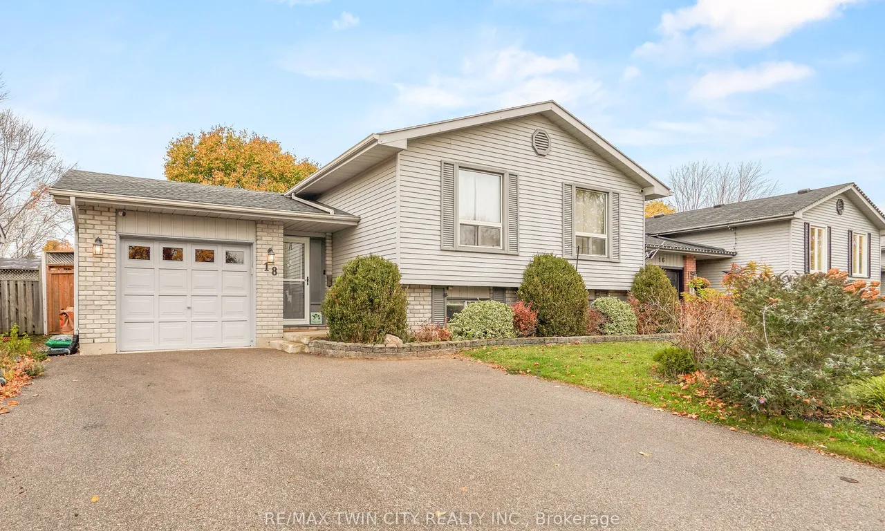 18 Latzer Cres, Brantford, ON N3V 1E1
