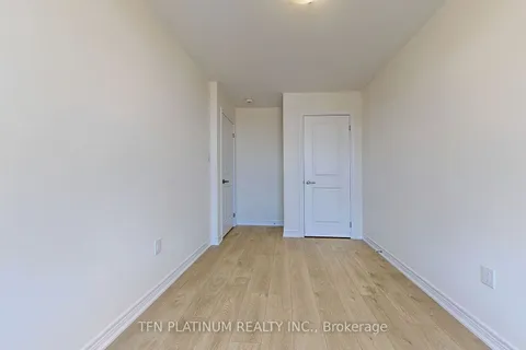 10 Birmingham Dr, Cambridge, ON N1R 0C6