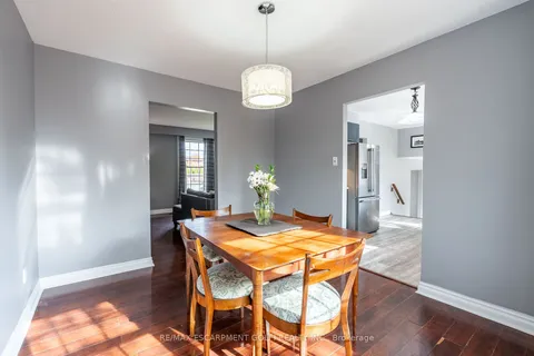 7 SHORWELL Pl, Brantford, ON N3R 6L7