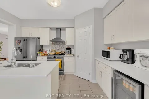 188 Ambrous Cres, Guelph, ON N1G 0G3