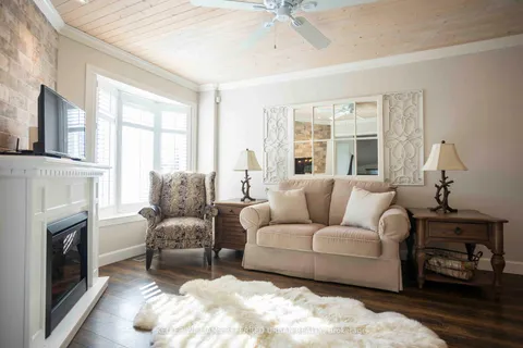 214 Sutherland Cres, Cobourg, ON K9A 5L3