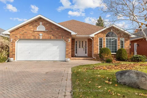 112 Hickory Grve, Belleville, ON K8N 5W9
