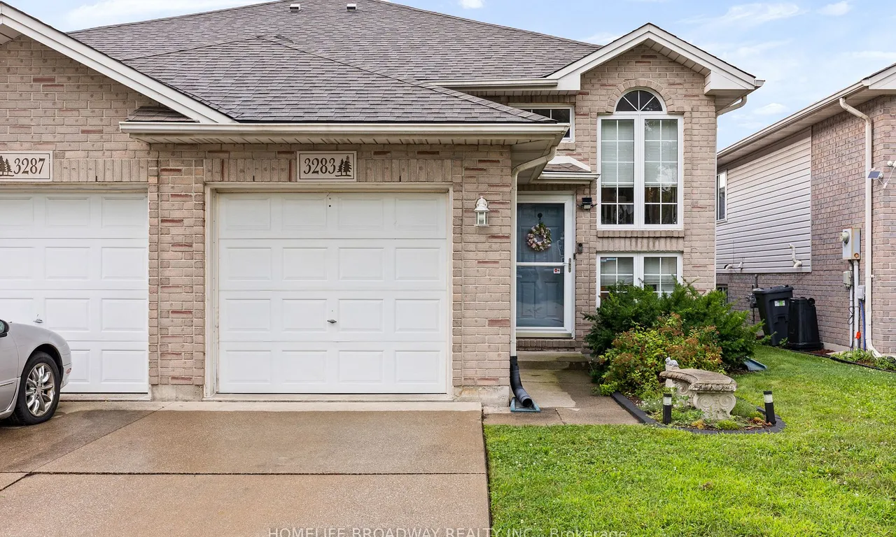 3283 Northway Ave, Windsor, ON N9E 4T7