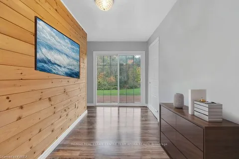 1633 Station Rd, Kingston, ON K7L 4V3