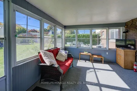 117 Loyalist Dr, Hamilton, ON L8K 4J5