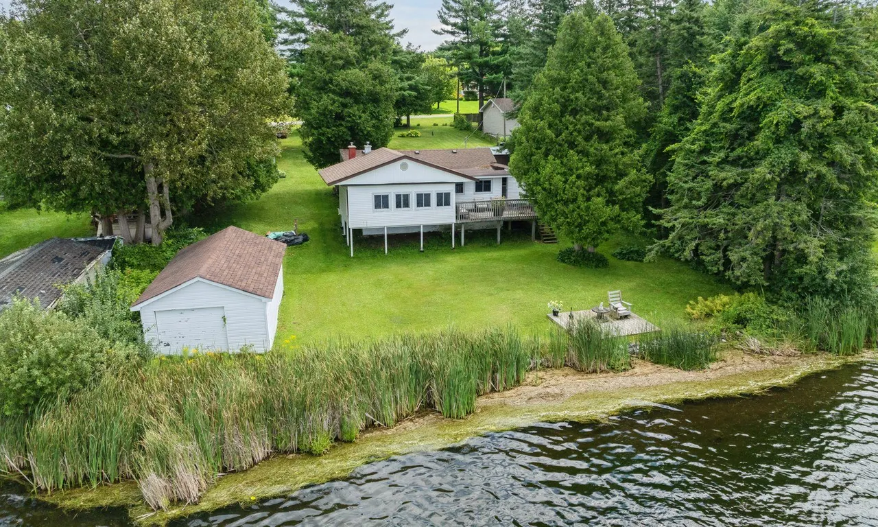25 Cedarview Dr, Kawartha Lakes, ON K0L 2W0