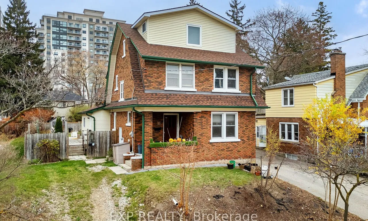 16 Dunbar Rd, Waterloo, ON N2L 2C7