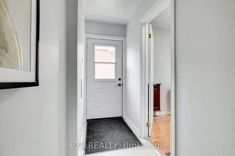 16 Dunbar Rd, Waterloo, ON N2L 2C7