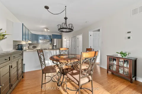 40 SARAH Crt, Belleville, ON K8P 0B2