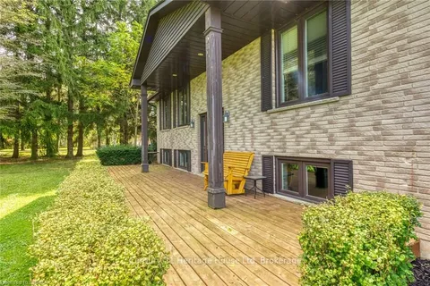 465 Old Onondaga Rd, Brant, ON N3T 5L4