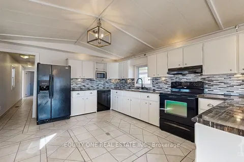 6705 CHRIS TIERNEY, Greely - Metcalfe - Osgoode - Vernon and Area, ON K4P 1H4