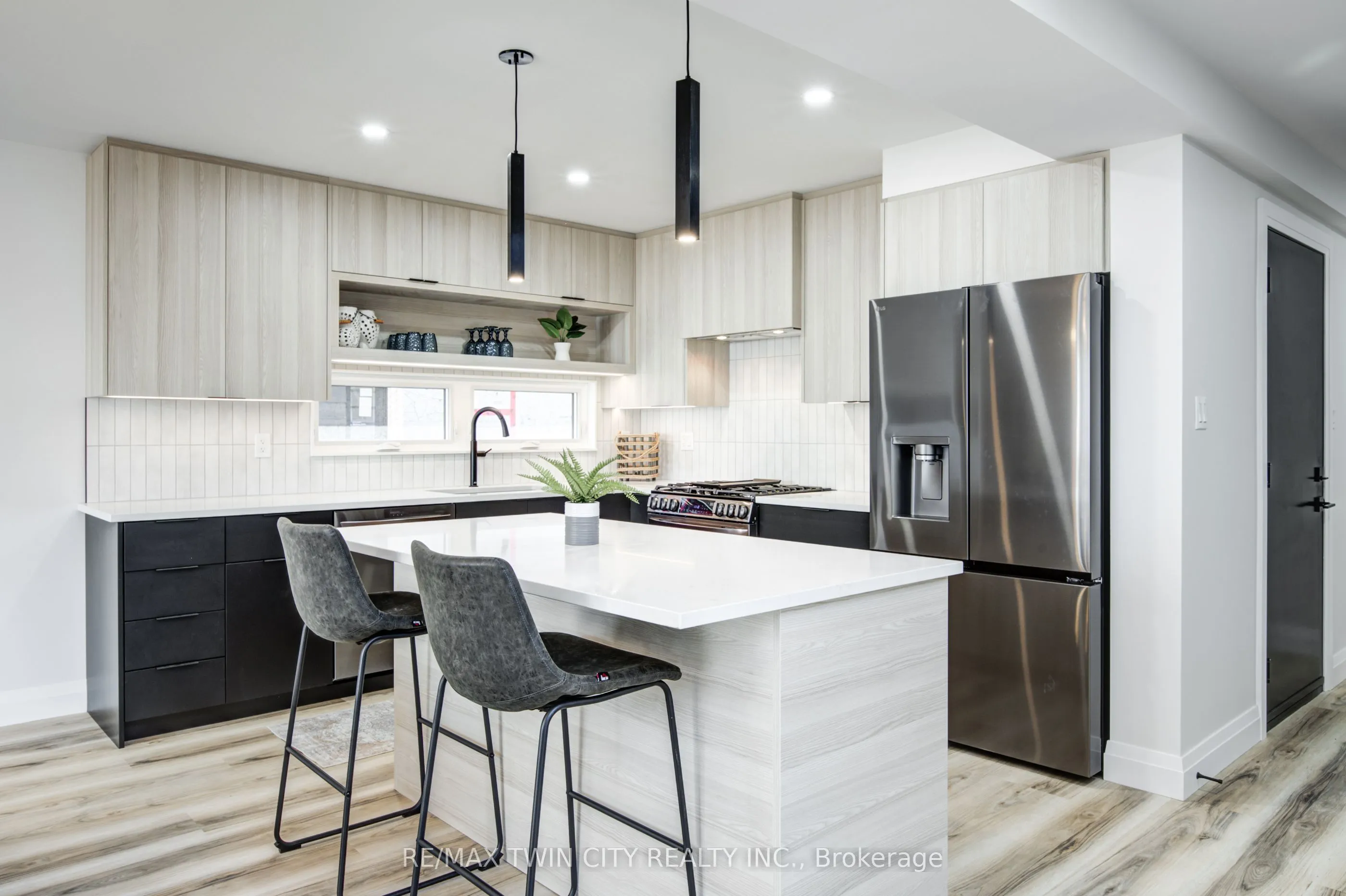 57 Centre Street, Lambton Shores, ON N0M 1T0