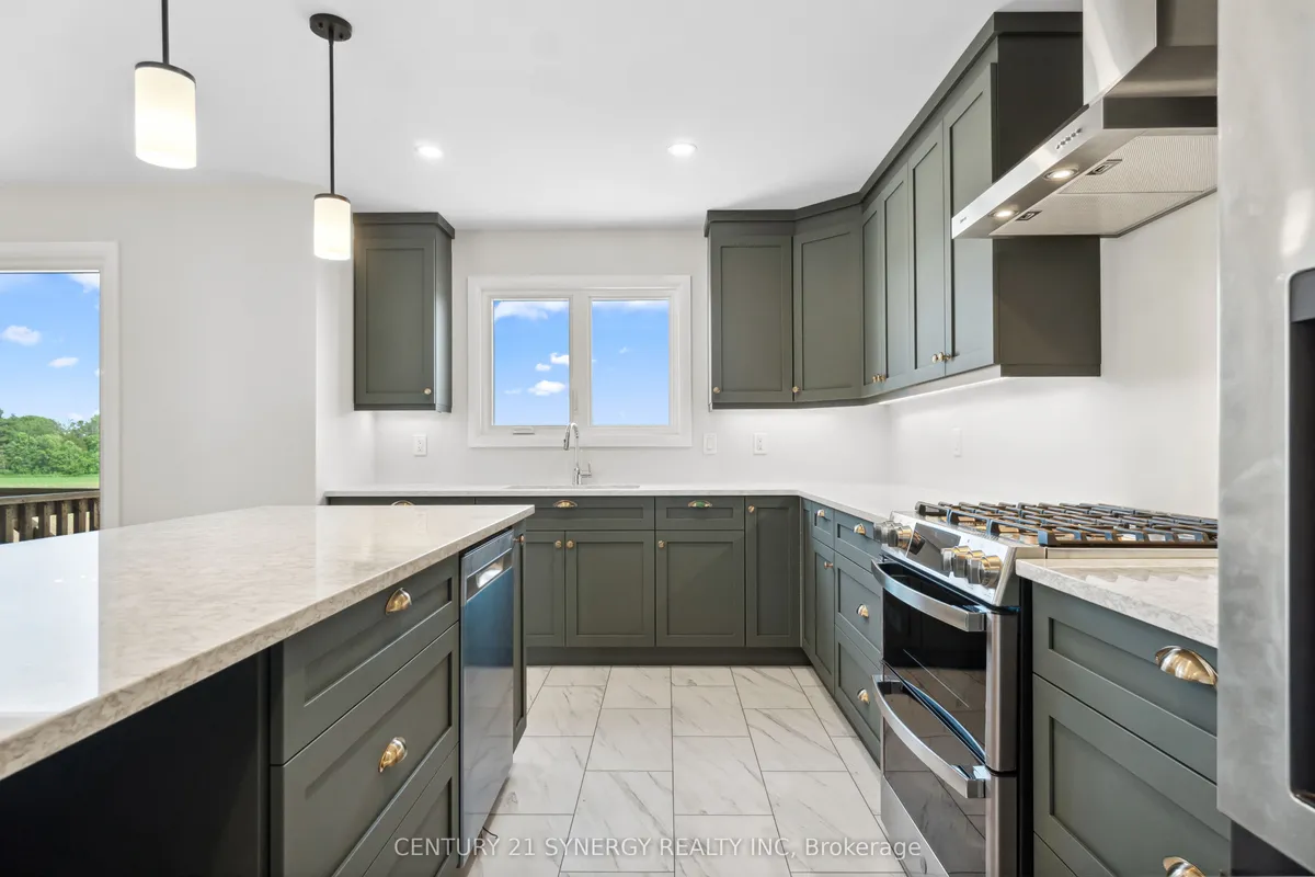 40 HELEN Street, ON K0A 1R0