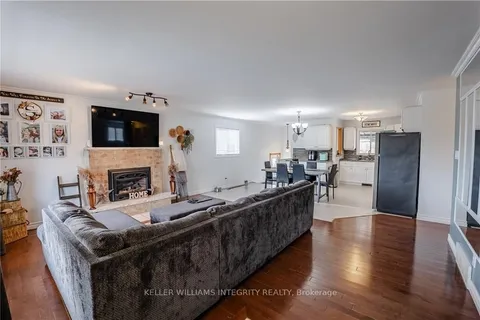 2402 EDGAR St, Cornwall, ON K6J 5G9