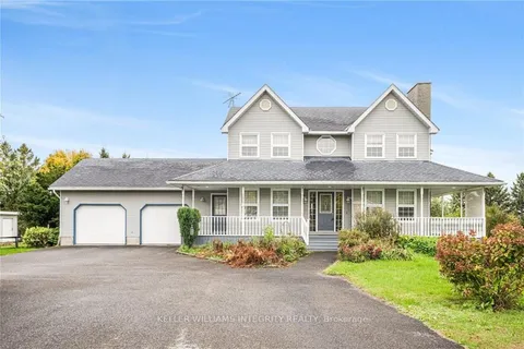 5618 BAYVIEW Crt, South Dundas, ON K0E 1K0