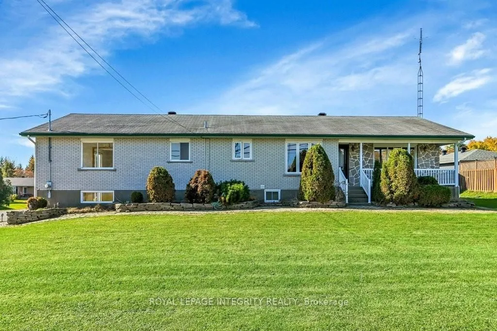 20397 PARK Crescent, South Glengarry, ON K0C 1L0