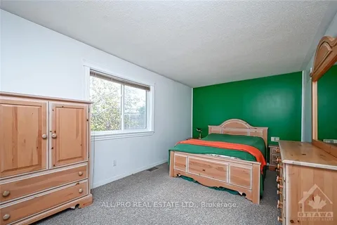 89 MARKLAND Cres, Barrhaven, ON K2G 5Y7