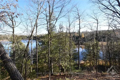 1205 SOUTH Rd, North Frontenac, ON K0H 1K0