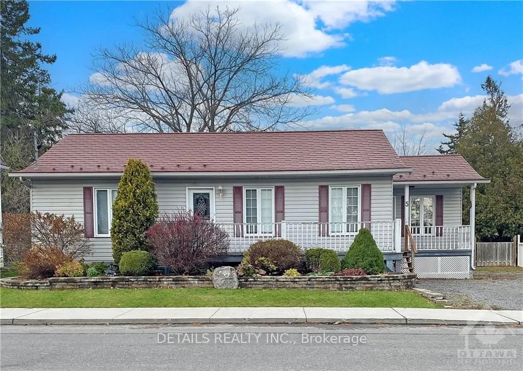 5 GEORGE St, North Grenville, ON K0G 1J0