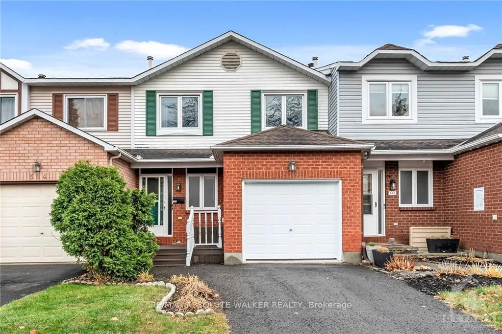 556 LATOUR Cres, Orleans - Cumberland and Area, ON K4A 1N6