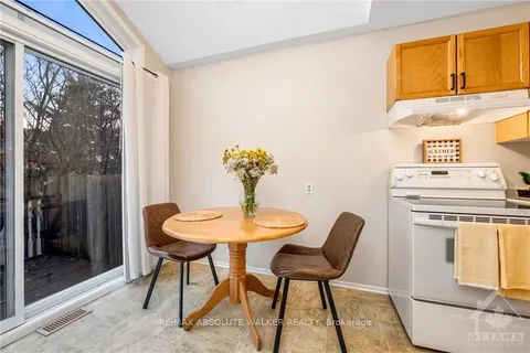 556 LATOUR Cres, Orleans - Cumberland and Area, ON K4A 1N6