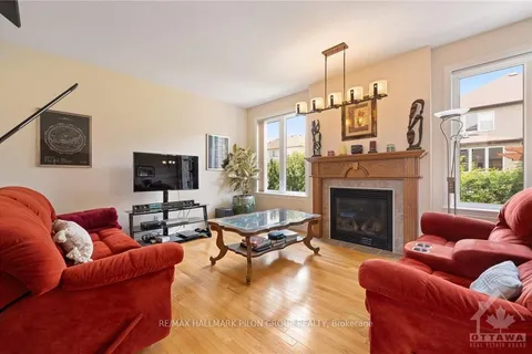 1817 MICKELBERRY Cres, Orleans - Cumberland and Area, ON K4A 0E6