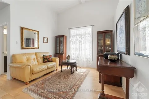 146 ESTERBROOK Dr, Orleans - Convent Glen and Area, ON K1W 0H2