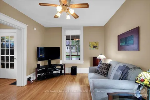 444 RICHARDSON Ave, Woodroffe, ON K2B 5G8