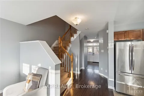 642 PEPPERVILLE Cres, Kanata, ON K2M 0E8