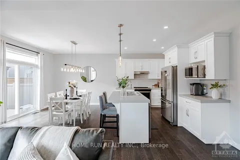 399 ANDALUSIAN Cres, Kanata, ON K2V 0C4