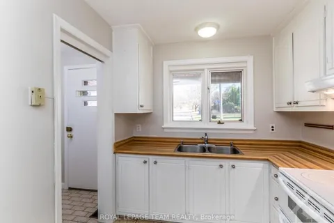 2264 UTAH St, Alta Vista and Area, ON K1H 7W8