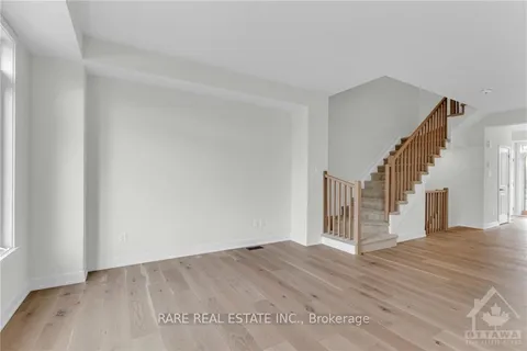 609 KNOTRIDGE St, Orleans - Convent Glen and Area, ON K1W 0C7