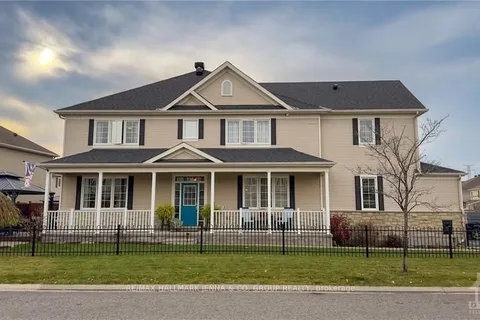 755 OAKGLADE Ave, Kanata, ON K2M 0B5