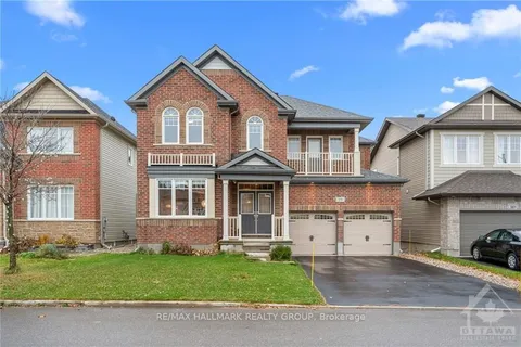 379 ANDALUSIAN Cres, Kanata, ON K2V 0C3